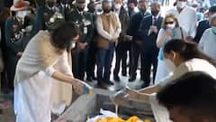 CDS Bipin Rawat Funeral: 17 तोपों की सलामी..... याद रहेगी जांबाज जनरल की कहानी