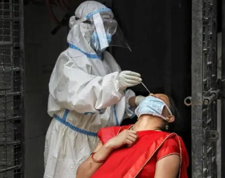 बता दें, इससे पहले जामनगर इलाके में एक ही परिवार के 7 लोग कोरोना से संक्रमित पाए गए थे.