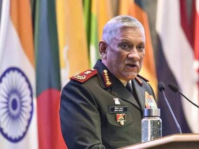 Sulur Base says two copters sent but Madras Regimental Centre denies it வானிலையை அளவிட சிறிய ஹெலிகாப்டர்கள் முன்னதாக அனுப்பப்பட்டதா? முரண்பாடுகளால் எழும் சர்ச்சை!