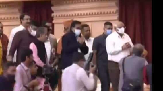 સરધારમાં સ્વામિનારાયણ મંદિરમાં મૂર્તિ પ્રાણ પ્રતિષ્ઠા કાર્યક્રમ, મુખ્યમંત્રી ભુપેન્દ્ર પટેલ રહયા ઉપસ્થિત,જુઓ ગુજરાતી ન્યુઝ