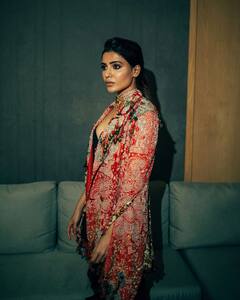 Samantha Photos: कजरारी आंखें, ब्लैक क्रॉप टॉप और स्कर्ट में सामंथा के लुक ने इंटरनेट पर ढहाया कहर, फैंस तस्वीरें देख हुए क्रेजी