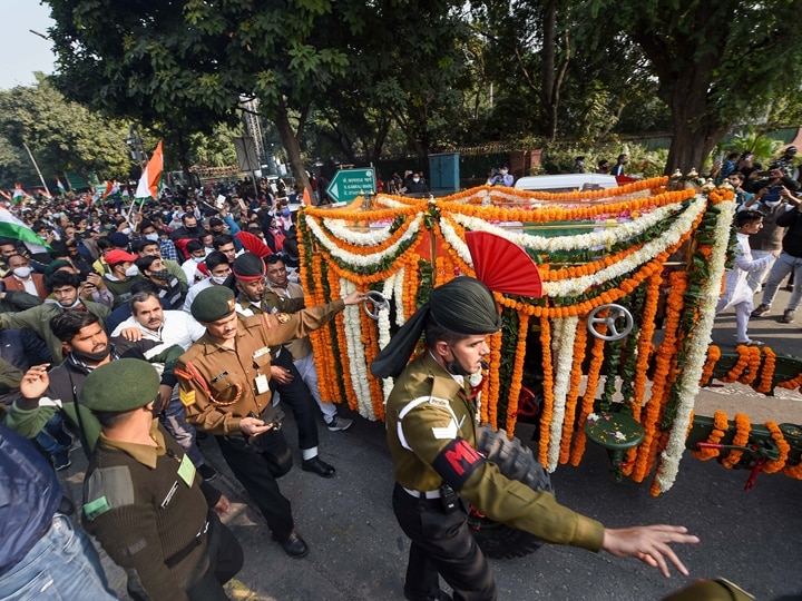 India Salutes CDS Gen Bipin Rawat: Top Army General Cremated, Nation Mourns