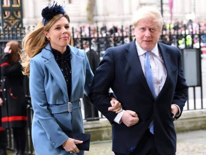 UK Prime Minister Boris Johnson welcomes his 7th child 7-வது குழந்தைக்கு தந்தையானார் பிரிட்டிஷ் பிரதமர் போரிஸ் ஜான்சன்!