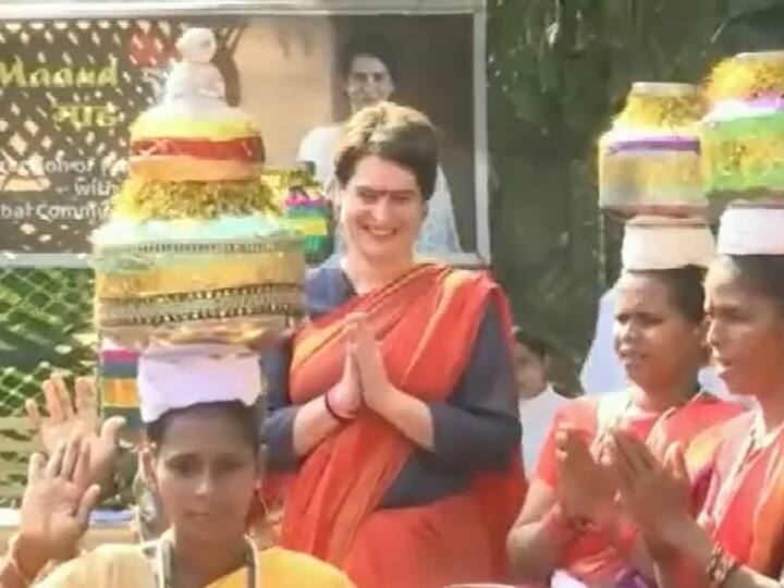 Priyanka Gandhi Vadra Traditional Dance with Tribal women at  Morpirla Village South Goa Watch Priyanka Gandhi Performs Traditional Dance With Tribal Women In Goa | Watch