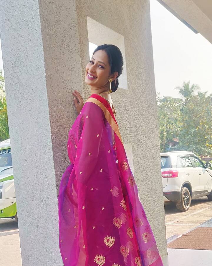 'या सुखांनो या' मालिकेतून प्रियाने छोट्या पडद्यावर पदार्पण केलं. (photo : @priyamarathe/Instagram)