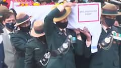 Bipin Rawat Last Rite : হিন্দু রীতি মেনে শেষ বিদায় জেনারেল রাওয়াতকে|Bangla News
