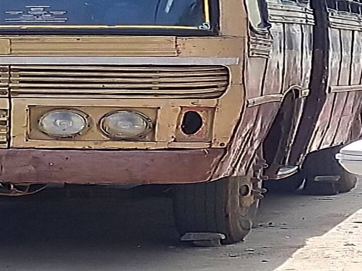 break system of a Bus failed at Virudhachalam , public stopped the bus with the help of rocks விருத்தாசலத்தில் தறிகெட்டு ஓடிய அரசுப்பேருந்து - கல்லை போட்டு நிறுத்திய பொதுமக்கள்