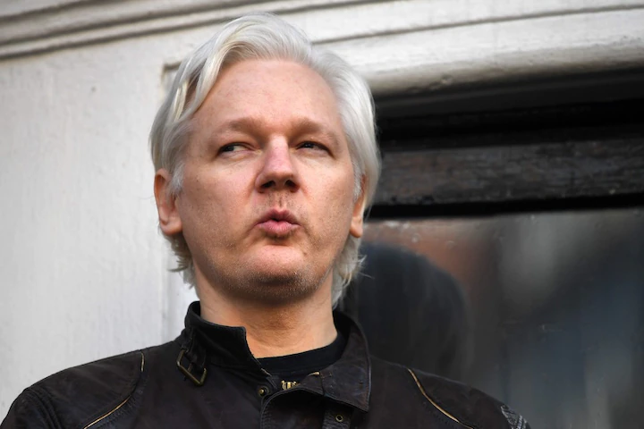 US Wins Appeal To Extradite Wikileaks Founder Julian Assange From The UK US Wins Appeal To Extradite Wikileaks Founder Julian Assange From The UK