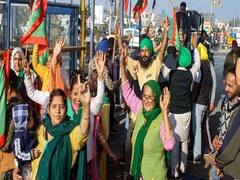 In Pics :  सांगता... ऐतिहासिक आंदोलनाची! आंदोलन स्थगितीनंतर बळीराजाची घरवापसीची लगबग