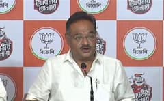 TMC Manifesto: 'তারা কী করেছে, ১০ বছরে মানুষ দেখেছে কী করেছে', তৃণমূলের ইস্তেহার প্রকাশকে কটাক্ষ শমীকের। Bangla News