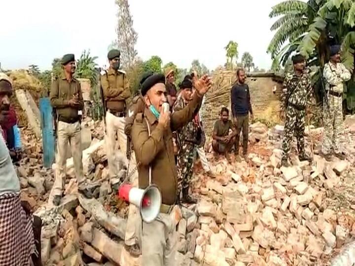 Bihar News: House of ex mp and chief along with 29 other houses demolished in jehanabad for illegal construction ann Bihar News: पूर्व सांसद और मुखिया के घर पर CM नीतीश ने चलवा दिया बुलडोजर, जनता दरबार में मिली थी ये शिकायत