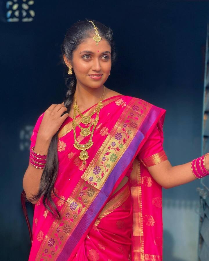रिंकू राजगुरूने नुकतेच तिचे खास फोटो शेअर केले आहेत.  (Photo Credit : @iamrinkurajguru/Instagram)