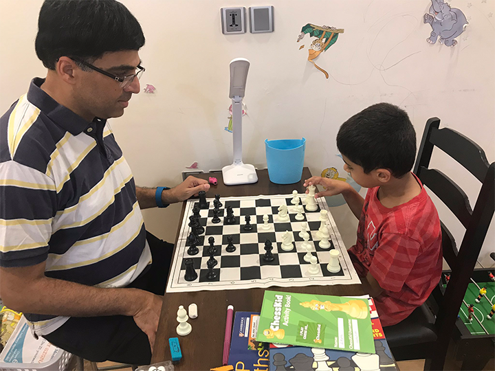 Vishwanathan Anand News  बुद्धिबळाचा सम्राट