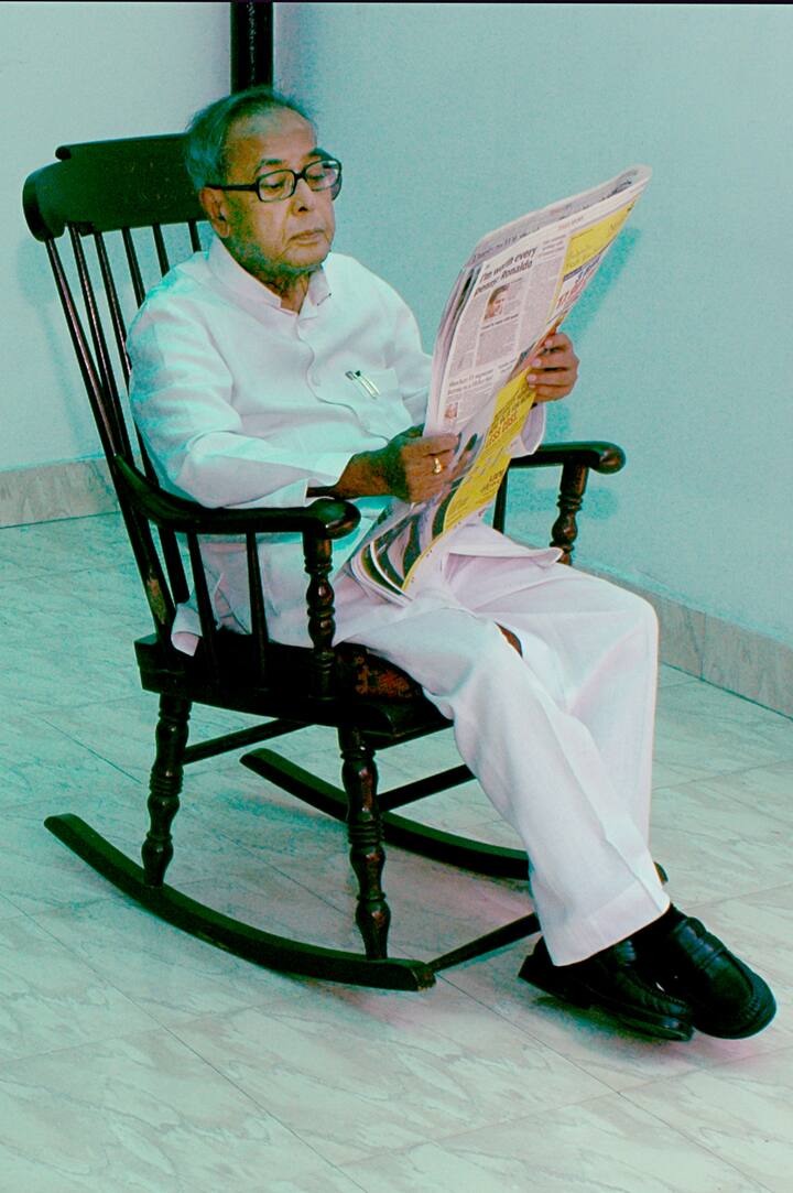 ভারতরত্ন প্রণব মুখোপাধ্যায়।    ১৯৩৫ এ আজকের দিনে জন্ম। আজ তাঁর ৮৬ তম জন্মবার্ষিকী। রাজনীতিক হিসেবে প্রণব মুখোপাধ্য়ায়কে মনে রাখার পাশপাশি তাঁর সম্পর্কে এই তথ্যগুলিও জানেন ঘনিষ্ঠজনরা।