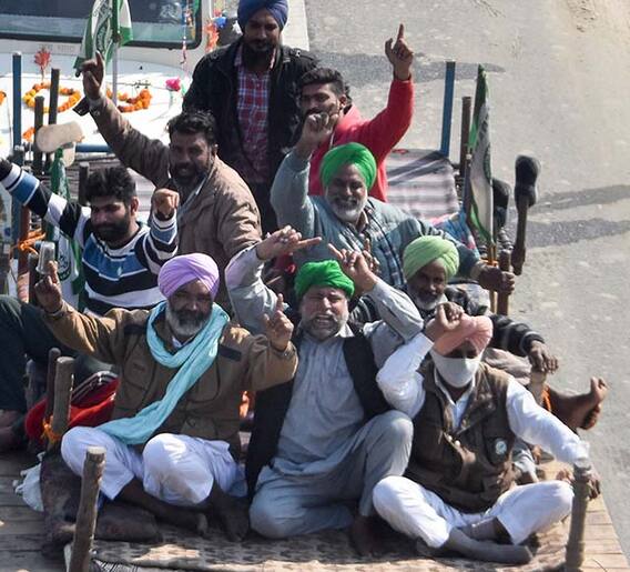 आंदोलनातील शेतकरी परतले घरी