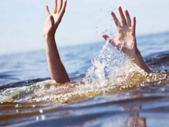 Andhra Pradesh: कृष्ण नदी में तैरने गए 5 छात्रों की डूबने से मौत, तेज बहाव में शिक्षक ने भी गंवाई जान