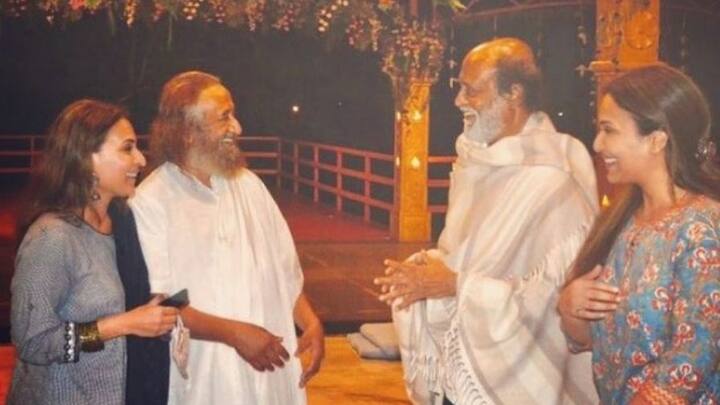 টুইটারে রজনীর অনুরাগীর সংখ্যা প্রায় 45 কোটি। রজনী আধ্যাত্মিকতায় বিশ্বাসী। রোজ যোগব্যায়াম এবং ধ্যান করেন। প্রতি বছর তাঁর অনুরাগীরা রক্তদান এবং চক্ষুদান শিবিরের আয়োজন করেন।