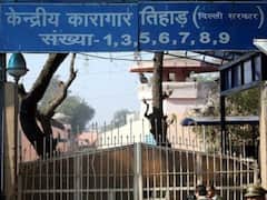 Tihar Jail News: तिहाड़ जेल में कोरोना के 19 मामले आए, कैदियों से मुलाकात पर लगी पाबंदी, अधिकारियों ने लिए ये बड़े फैसले