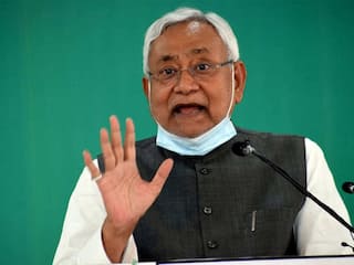 Nitish Kumar : કોંગ્રેસે ફેંકેલી કુકરીથી નીતીશ બરાબરના ધુંધવાયા, મનની મનમાં રાખી આપ્યો મોઘમ જવાબ