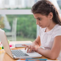 Laptop Tips: વર્ક ફ્રૉમ માટે લેપટૉપ ખરીદો છો ? તો પહેલા જાણીલો આ પાંચ વાતોને............