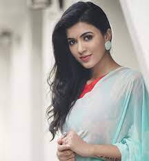 நெஞ்சாங்குழி ஓரத்துல நீ இருந்தா போதும் புள்ள நீ மட்டும் போதும் புள்ள வேற யாரும் தேவை இல்ல