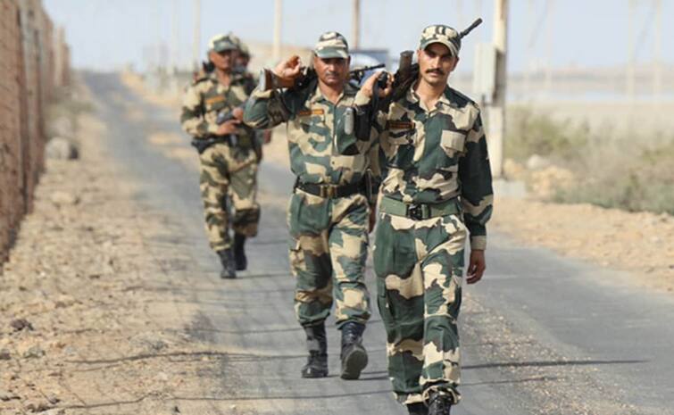 ​​Border Security Force Recruitment 2022: BSF में हो रहीं कांस्टेबल के पदों पर बम्पर भर्ती​​, जल्द करें आवेदन