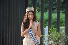 Miss Universe 2021: चंडीगढ़ में पली बढ़ी हैं Harnaaz Sandhu, 21 साल की उम्र में जीत लिया मिस यूनिवर्स का ताज, देखें तस्वीरें