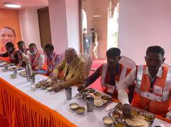 Kashi Vishwanath Corridor Images: કાશી વિશ્વનાથ કૉરીડોર બનાવનારા શ્રમિકો સાથે PM Modi એ કર્યું ભોજપ, સામે આવી તસવીરો