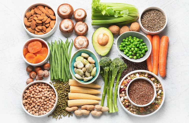 vegan diet and diabetes: all you need to know வீகன் உணவுப் பழக்கம் நீரிழிவு நோயைக் கட்டுக்குள் வைக்க உதவுகிறதா?