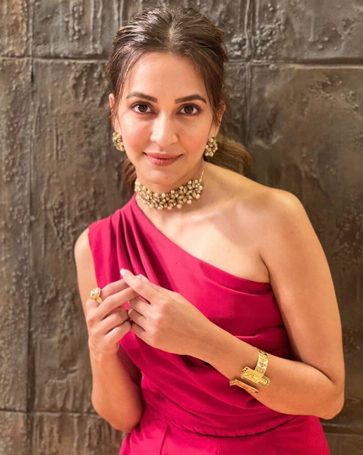 17 फेरे चित्रपट ओटीटीवर प्रदर्शित झाला. (सौजन्य : Kriti Kharbanda Instagram)