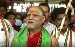 Swaroopanandendra Saraswathi : ఆలయాల అభివృద్దిపై వివాదాస్పద వ్యాఖలు చేసిన శారదాపీఠాధిపతి