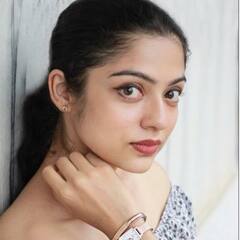 Actress Varsha : வர்ஷா பொல்லம்மாவின் க்யூட் க்ளிக்ஸ் கலெக்‌ஷன்ஸ்...!