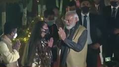 PM Modi in Varanasi : रविदार घाट पहूंचे सीएम योगी, पीएम मोदी के साथ सीएम योगी भी हैं मौजूद