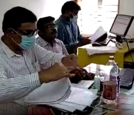 Duvvur MRO Office ACB Raids : కడపజిల్లా దువ్వూరు తహశీల్దార్ కార్యాలంయలో ఏసీబీ రైడ్స్