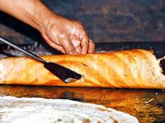 Dosa Challenge in Delhi: दिल्ली के रेस्टोरेंट ने दी अनूठी चुनौती, 40 मिनट में 10 फीट का डोसा खाएं और जीते हजारों रुपये का इनाम