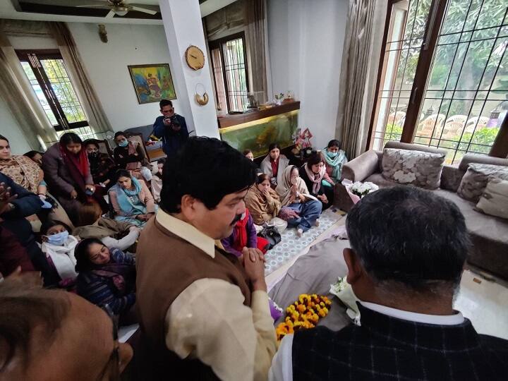 Harbans Kapoor: बीजेपी विधायक हरबंस कपूर का निधन, यूपी से लेकर उत्तराखंड तक 8 बार जीते विधानसभा चुनाव Harbans Kapoor, eight-time-MLA and senior BJP leader, dies Dehradun Harbans Kapoor: बीजेपी विधायक हरबंस कपूर का निधन, यूपी से लेकर उत्तराखंड तक 8 बार जीते विधानसभा चुनाव