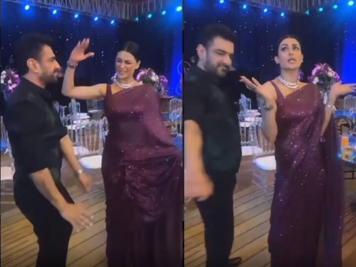 Ankita Lokhande And Vicky Jain engagement, Pavitra Punia and Eijaz Khan dance on Bijlee Bijlee song Ankita Lokhande And Vicky Jain: अंकिता लोखंडे की सगाई में जमकर नाची Pavitra Punia, Eijaz Khan के साथ किया बिजली-बिजली गाने पर जबर्दस्त डांस
