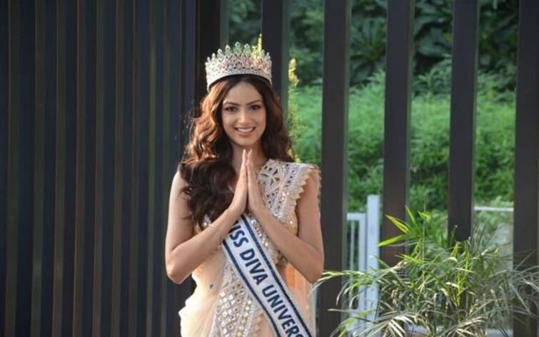 India Harnaaz Sandhu, 21 crowned Miss Universe 2021 who is 21 year old from Punjab Miss Universe 2021:  હરનાઝ સંધુ બની મિસ યુનિવર્સ 2021, ભારતને 21 વર્ષ બાદ મળ્યો ખિતાબ