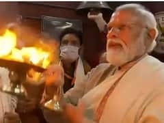 Kashi Vishwanath Corridor: 'हर हर महादेव' के जयकारों से गूंजा काशी, पीएम मोदी ने मां गंगा को किया नमन, देखिए शानदार तस्वीरें
