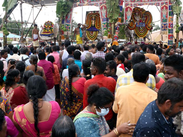 திருநாகேஸ்வரம் நாகநாதசுவாமி கோயிலில் கடை ஞாயிறு விழா- ஆயிரக்கணக்கான பக்தர்கள் புனிதநீராடல்