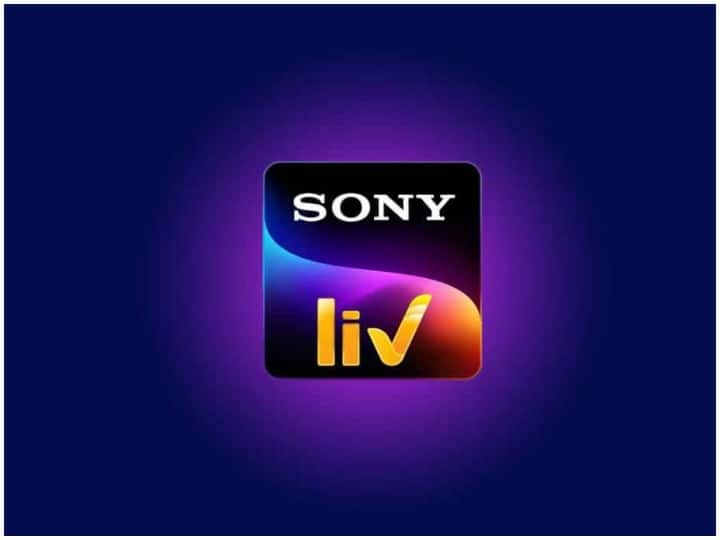 सोनी लिव (Sony Liv) : सस्ते प्लान में ओटीटी सुविधा लेना चाहते हैं तो यह काफी किफायती है. यहां आपको एक प्लान 299 रुपये वाला मिलेगा. इसका नाम WWE प्लान है. इसमें आपको 1 साल तक के लिए सिर्फ WWE के प्रोग्राम देखने का एक्सेस मिलता है. इसके बाद कंपनी का 399 रुपये वाला प्लान आता है. इसका नाम लिव स्पेशल+ है. इसमें 1 साल के साथ आपको मूवी, सीरियल्स और वेब सीरीज देखने की सुविधा मिलती है. इसके बाद कंपनी का लिव प्रीमियम प्लान है, जो 999 रुपये का आता है. यह एक साल का प्लान है.