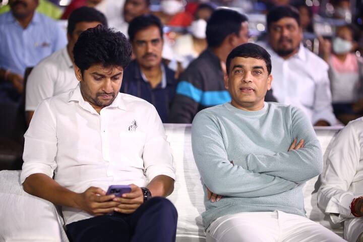 రాహుల్ సాంకృత్యాన్ డైరెక్ట్ చేసిన ఈ సినిమాలో సాయి పల్లవి, మడోనా సెబాస్టియన్, కృతిశెట్టి హీరోయిన్లుగా నటించారు. (Photo Credit: Shyam Singha Roy social media)