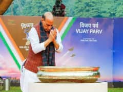 Rajnath Singh Touches Feet Of 1971 Indo-Pak War Veteran's Wife – See Picture Inside