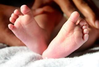 નિષ્ઠુર જનેતા, પ્રેમસંબંધમાં જન્મેલા બાળકનું માતાએ દીવાલ સાથે માથું ભટકાવી કરી હત્યા