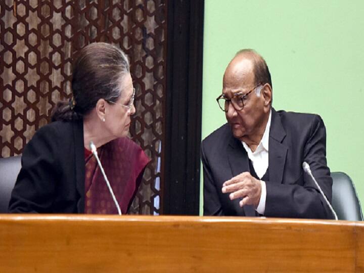 Sonia Gandhi Meets Opposition Leaders, Tasks Sharad Pawar To Speak To RS Chairman Over Suspension Of MPs Sonia Gandhi Meets Oppn Leaders, Tasks Pawar To Speak To RS Chairman Over Suspension Of MPs