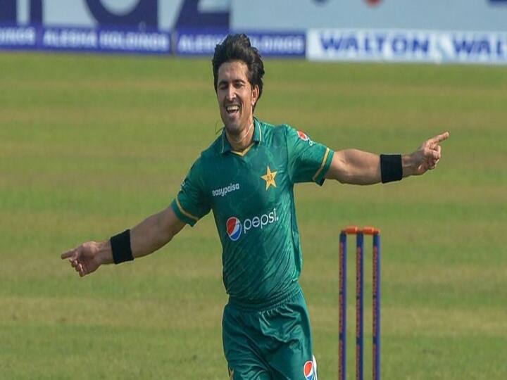 PAK vs WI T20 Mohammad Wasim, perfect yorker to knock over Nicholas Pooran - WATCH VIDEO Watch Video: பாகிஸ்தானில் மீண்டும் ஒரு வாசிம்.. 20 வயது பையன் கையில் பறக்கும் பல யார்க்கர்!
