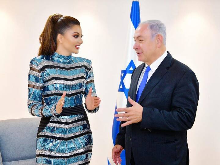 When Urvashi Rautela Made Former Israeli PM Benjamin Netanyahu Speak Hindi. Watch Video When Urvashi Rautela Taught Former Israeli PM Benjamin Netanyahu How To Say 'Everything Is Okay' In Hindi