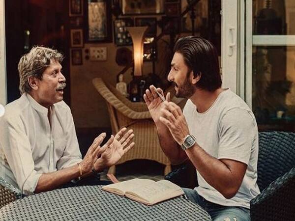 ৮৩- ছবির প্রচারে কলকাতায় কপিল দেব। তাঁর চরিত্রে এই ছবিতে অভিনয় করছেন রণবীর সিংহ।