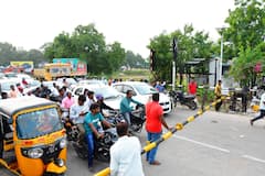 Nizamabad: మాధవనగర్ రైల్వే గేట్ పనులకు మోక్షమెప్పుడో..?