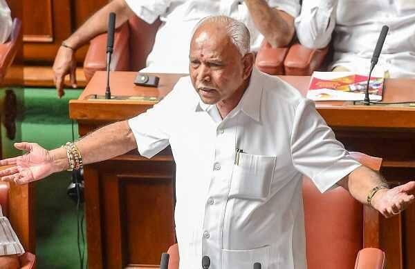 साल 2018 में कर्नाटक के बीएस येदियुरप्पा की सरकार सिर्फ तीन दिन में ही गिर गई थी. इसी तरह से साल 1998 में मेघालय में कांग्रेस के एससी मराक की सरकार भी मात्र 3 दिन में ही गिर गई थी.